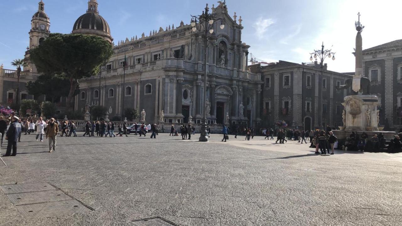 Sant'Agostino Luxury Apartments Catania Bagian luar foto